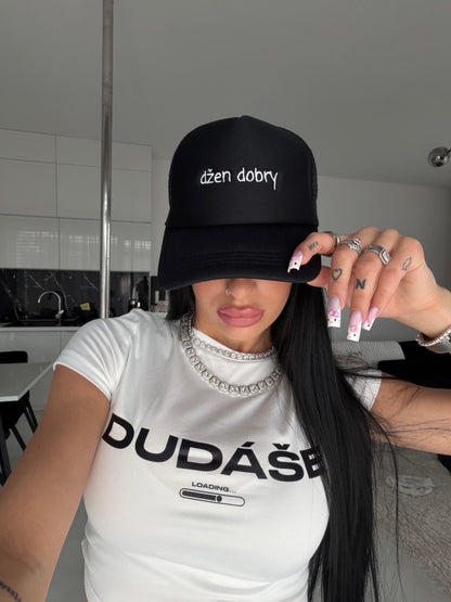 Nina Janova Džen Dobry Trucker Cap Black