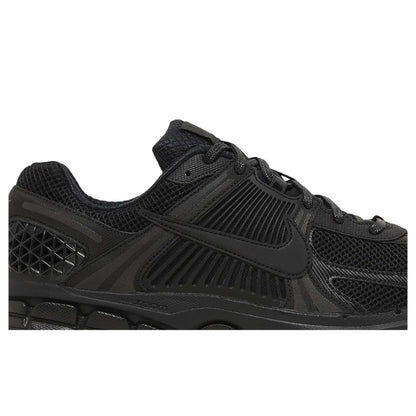 Nike Zoom Vomero 5 Triple Black