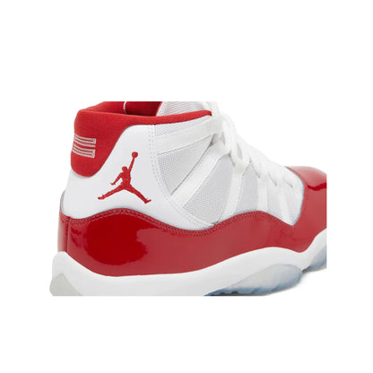 Air Jordan 11 Retro Cherry (2022)