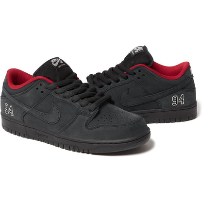 Nike SB Dunk Low Supreme Black