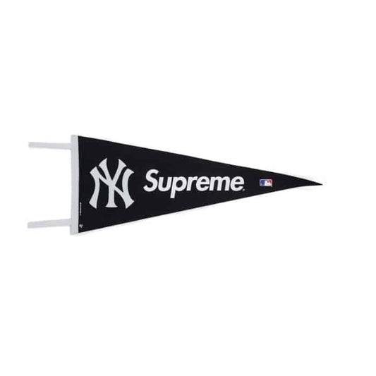 Supreme Yankees Pennant Black Supreme