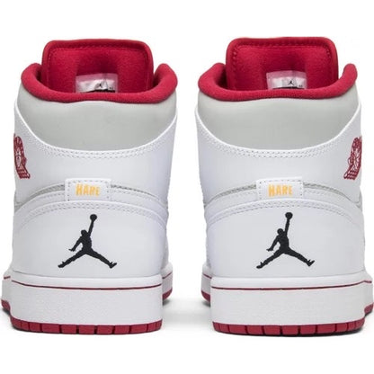 Air Jordan 1 Retro Hare Jordan (2015)